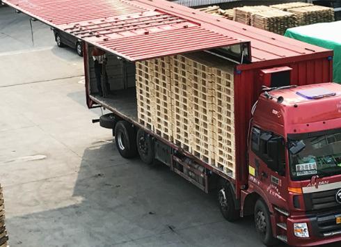 Wooden Coaming Box