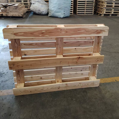 Goede prijs EPAL-gecertificeerde houten pallet met aanpasbare grootte en hoge duurzaamheid voor verzending en opslag online