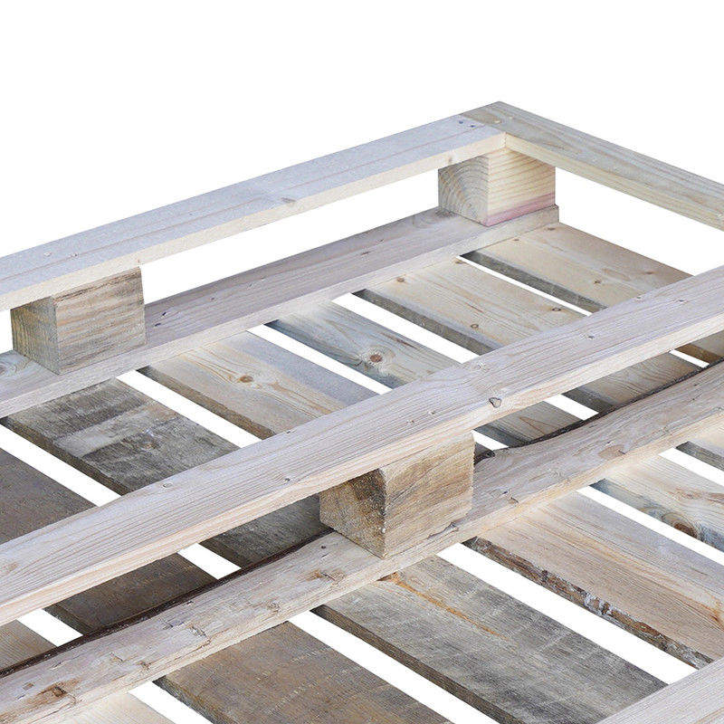 Aanpasbare grootte warmtebehandelde pallets Ispm 15 Import pallets van dennenhout voor verpakking